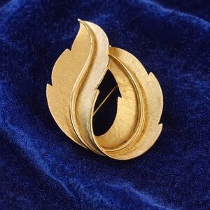 Trifari Gold Tone Brushed and Polished Brooch